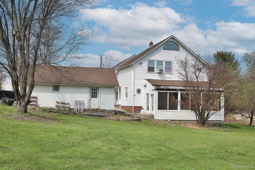 487 Black Meadow Road thumbnail 6