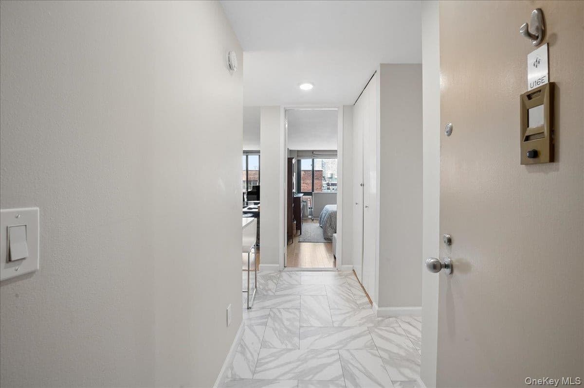1 Irving Place Unit: U16E thumbnail 5