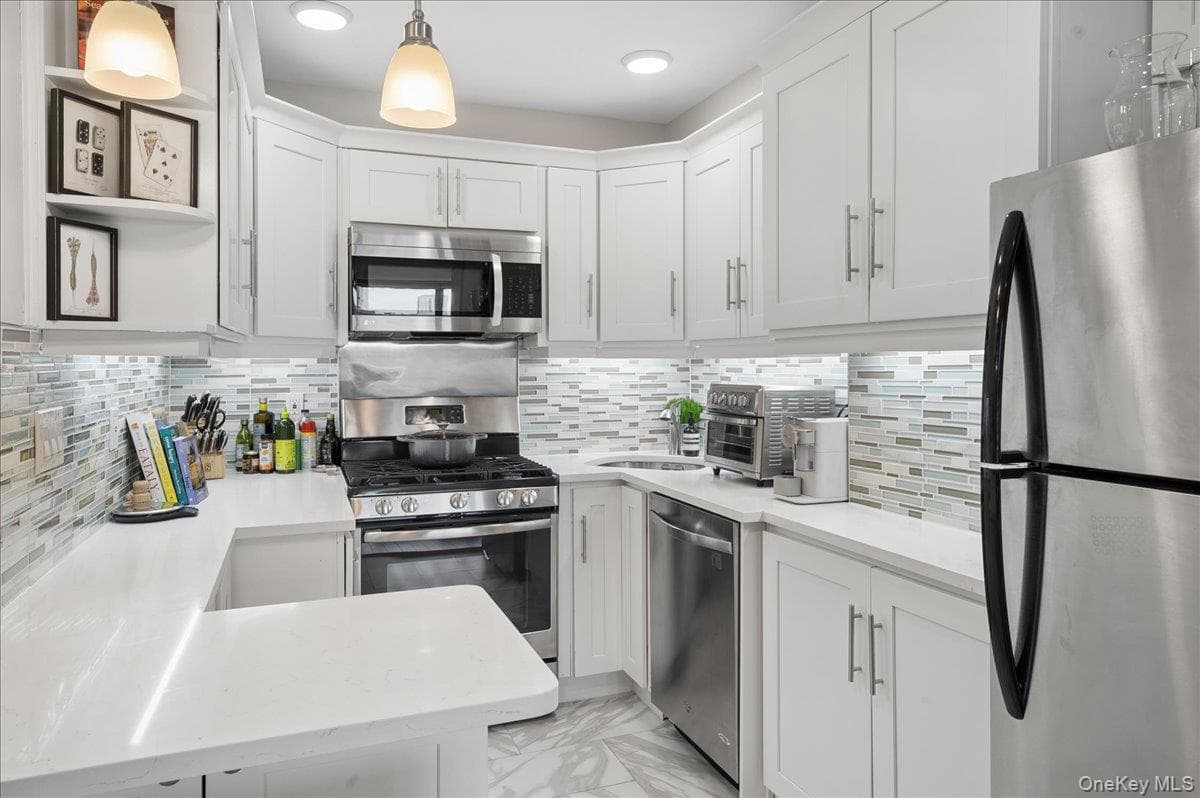 1 Irving Place Unit: U16E thumbnail 11