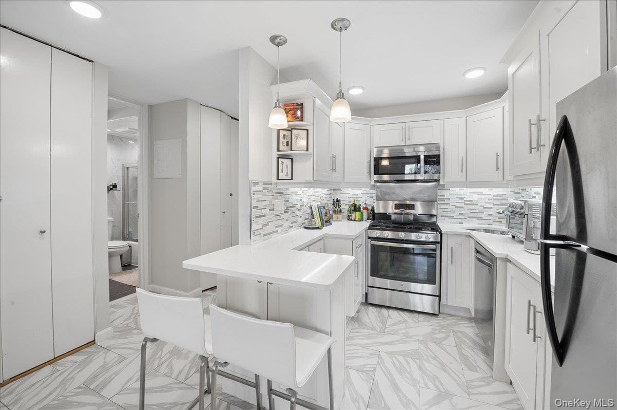 1 Irving Place Unit: U16E thumbnail 12