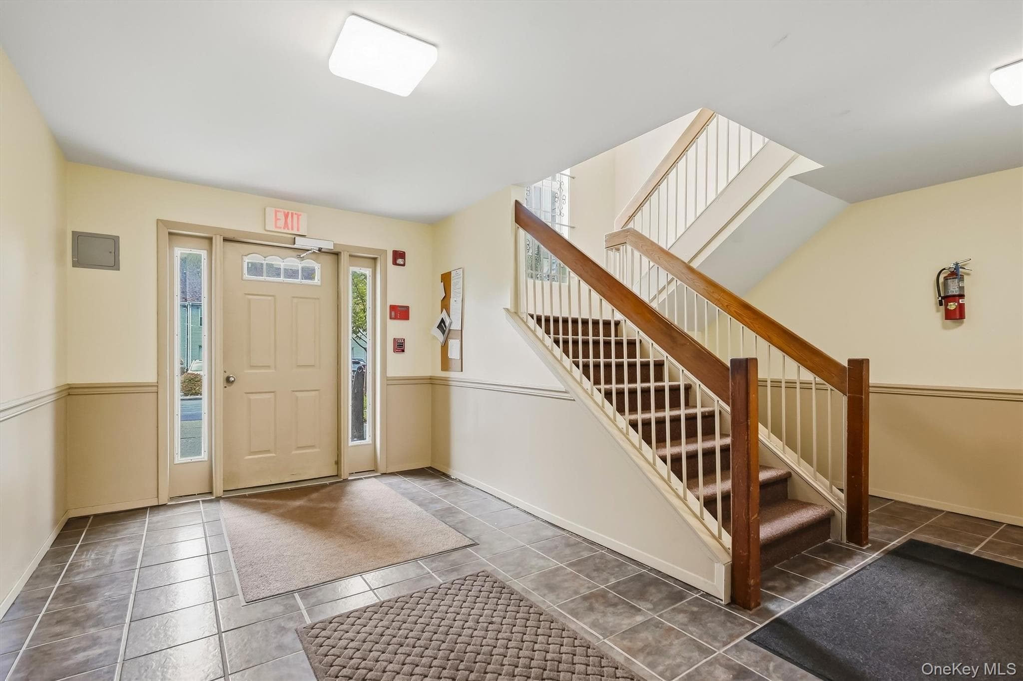 143 Deer Ct Drive thumbnail 5