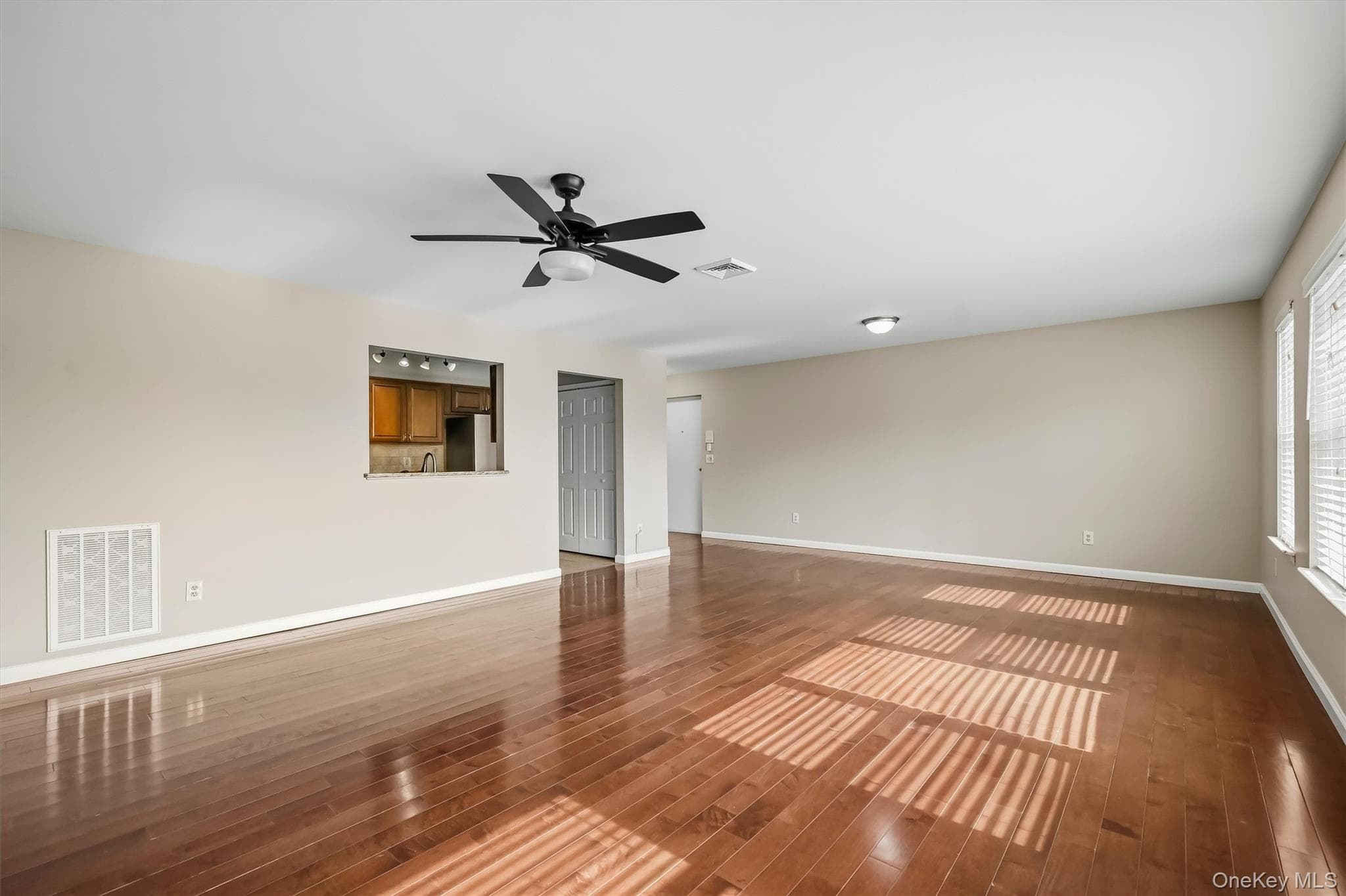 143 Deer Ct Drive thumbnail 7