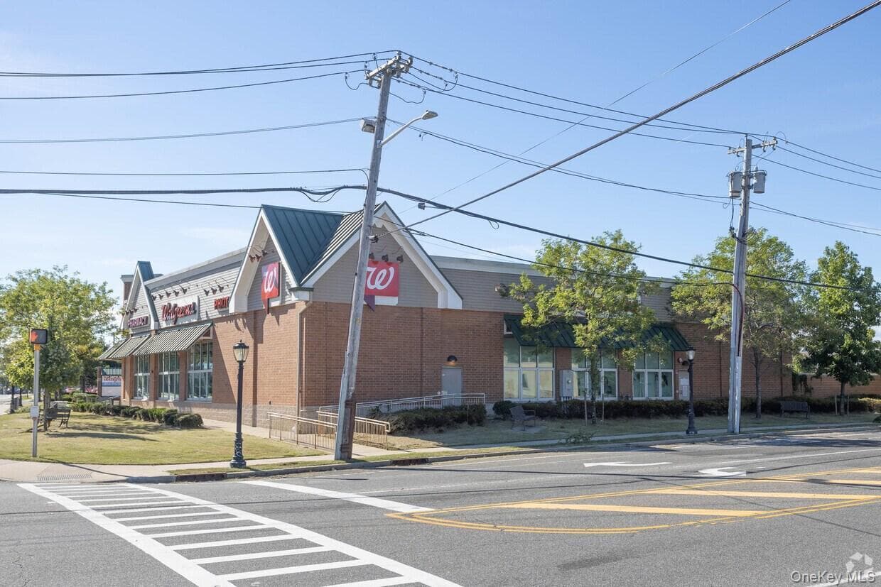 863 Montauk Highway thumbnail 6