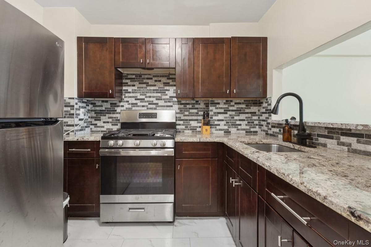 94-11 59th Avenue Unit: D9, Elmhurst