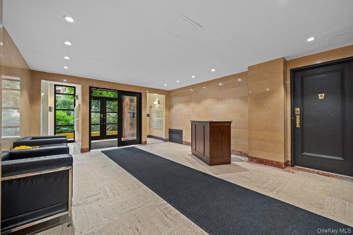 735 Kappock Street Unit: 7B thumbnail 19