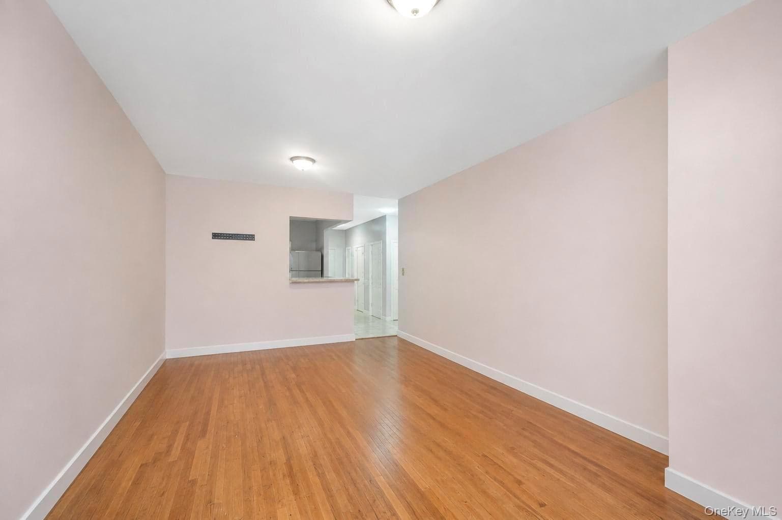 425 Barbey Street thumbnail 10