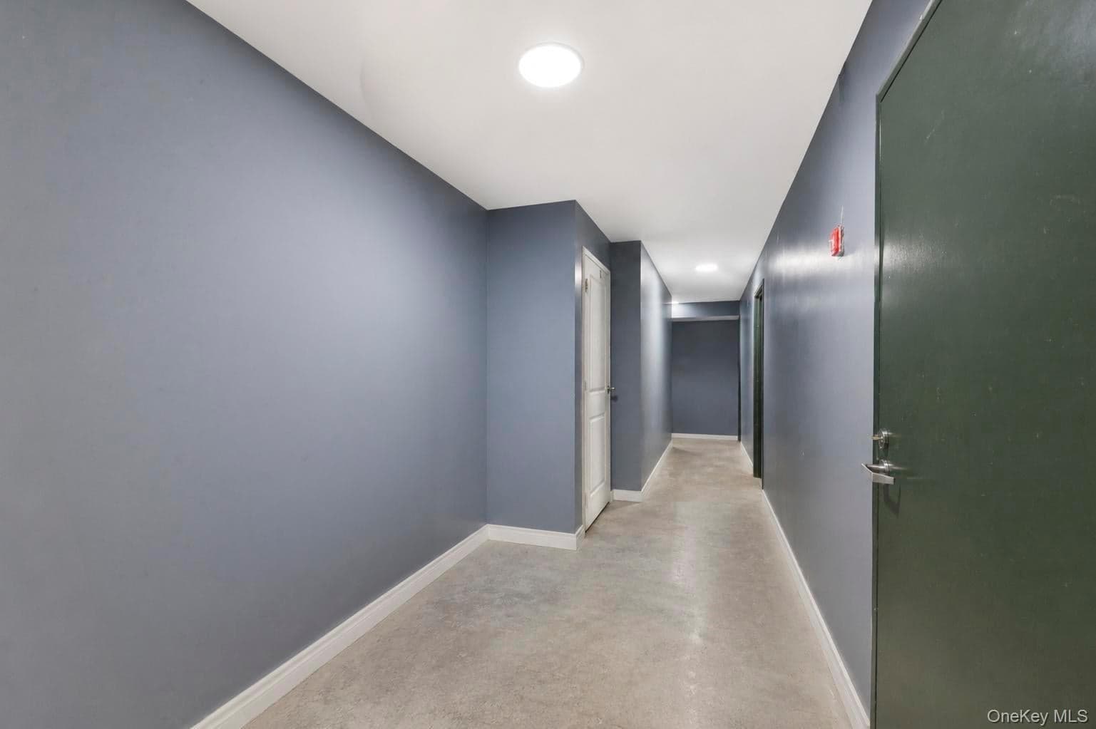 425 Barbey Street thumbnail 9
