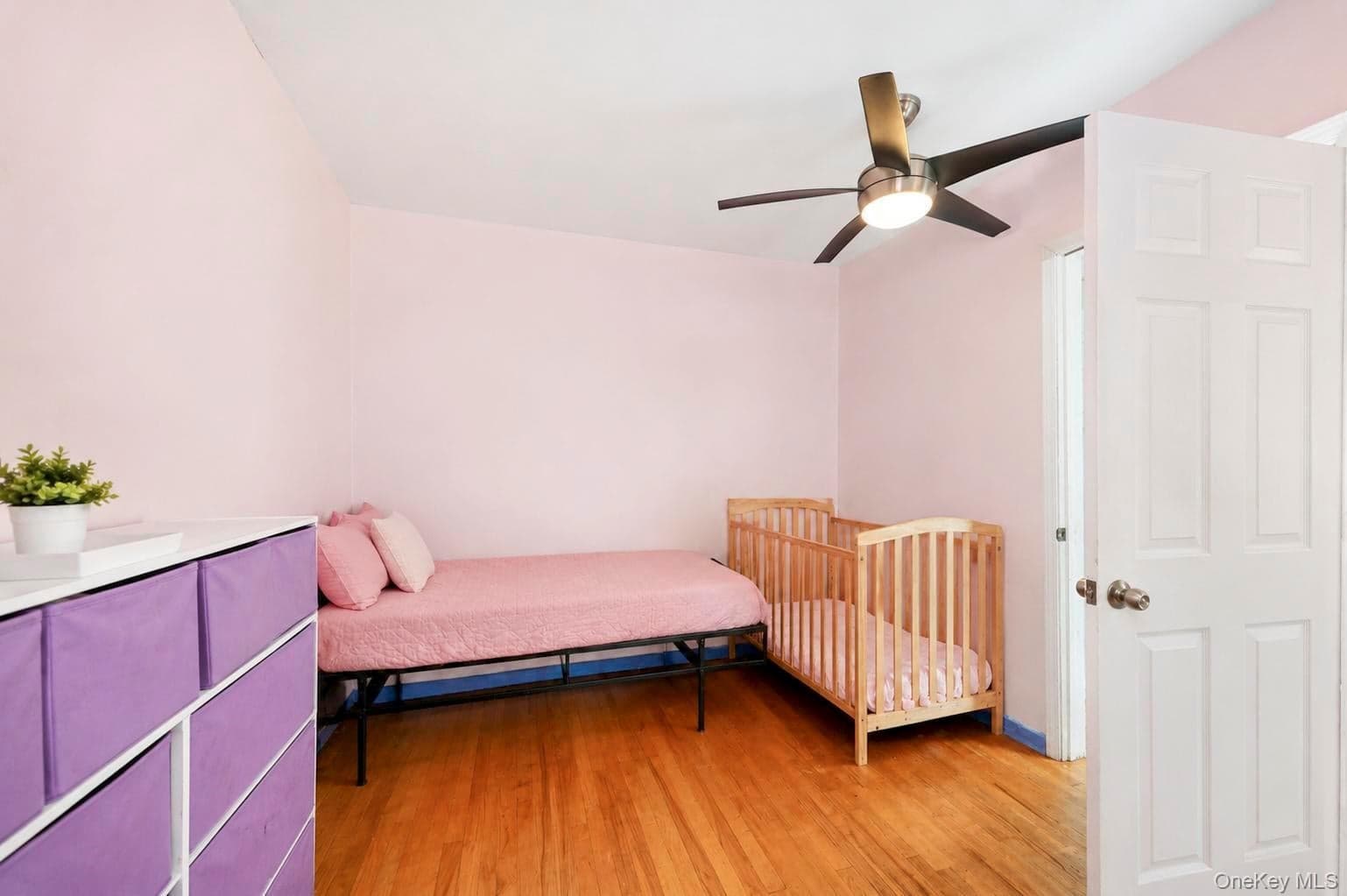 425 Barbey Street thumbnail 22