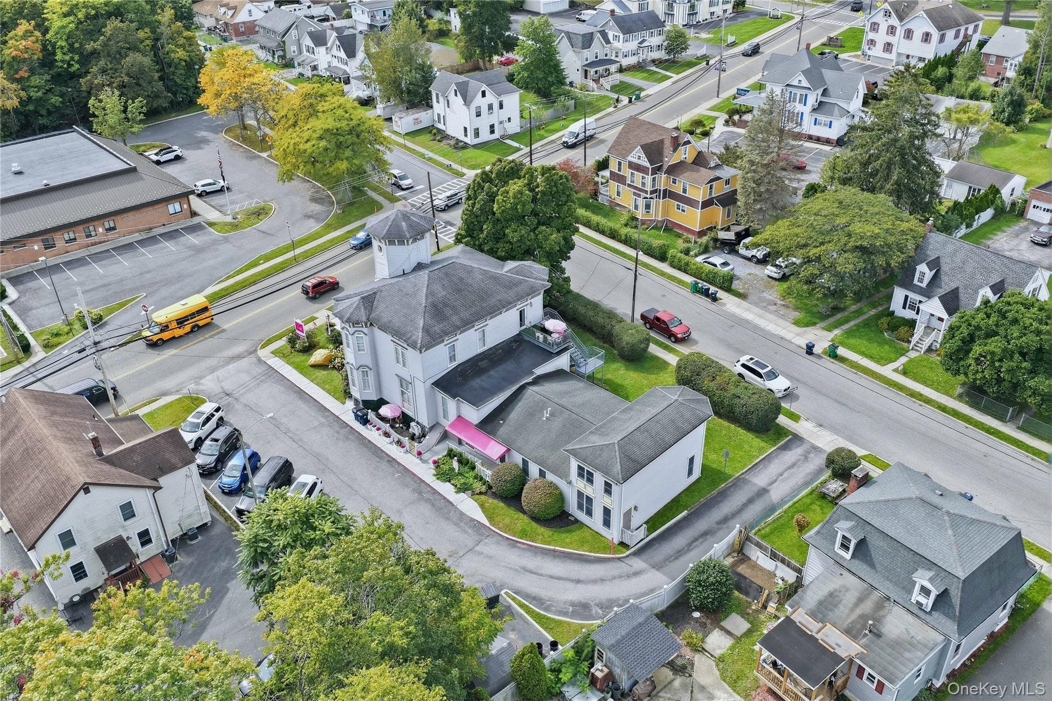 70 E Main Street thumbnail 38