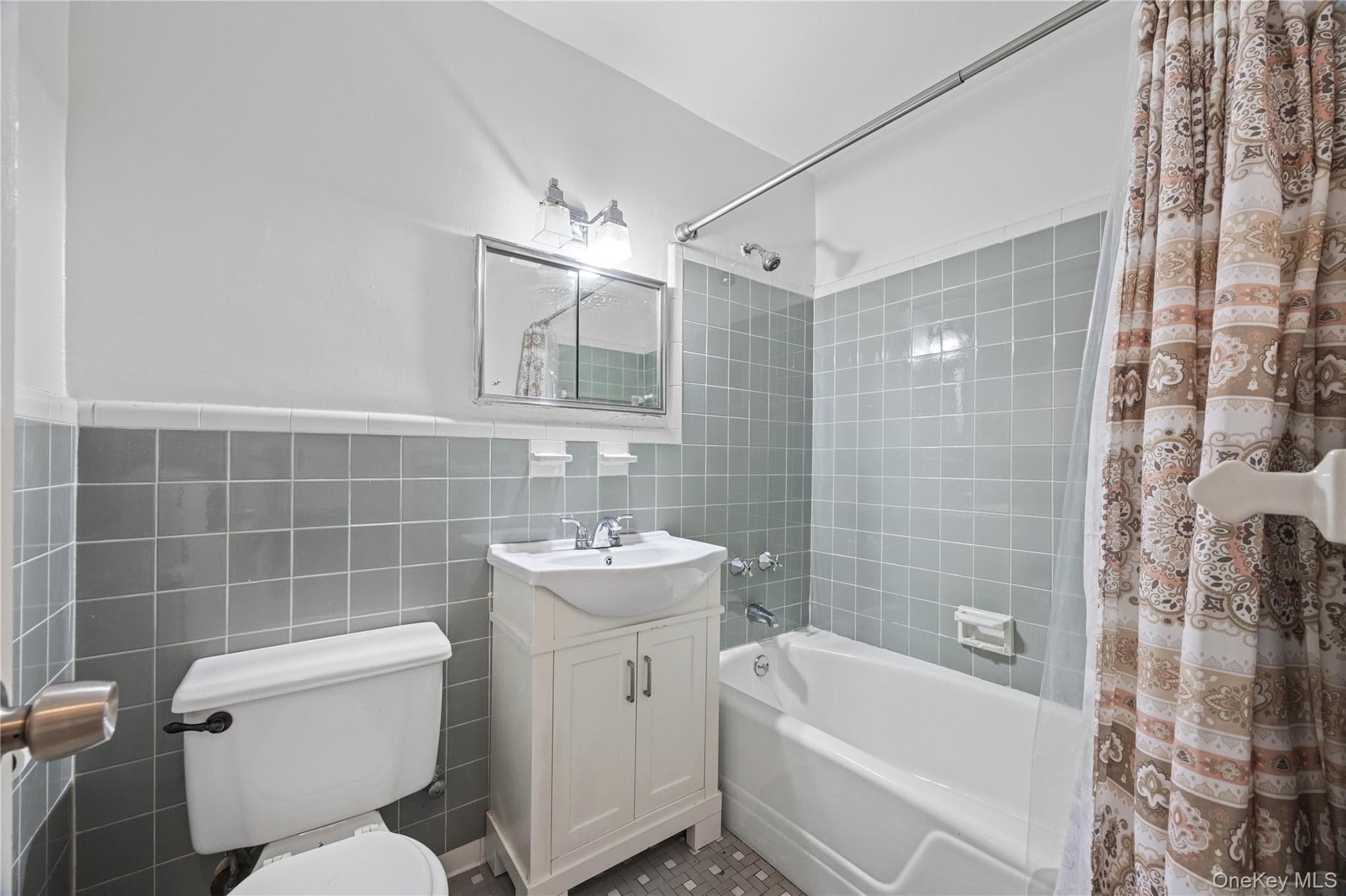 2835 Webb Avenue Unit: 9E thumbnail 21