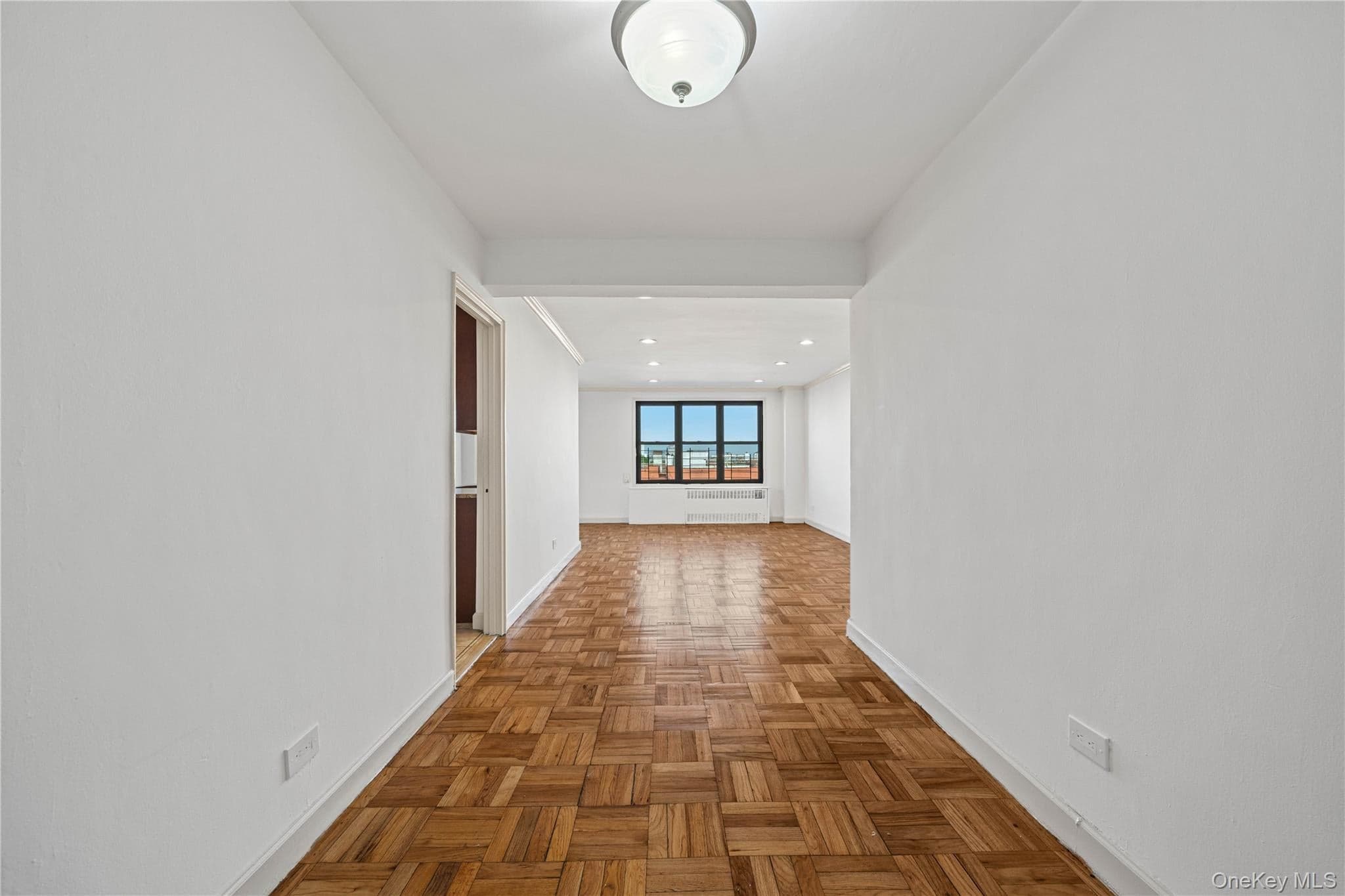 2835 Webb Avenue Unit: 9E thumbnail 8