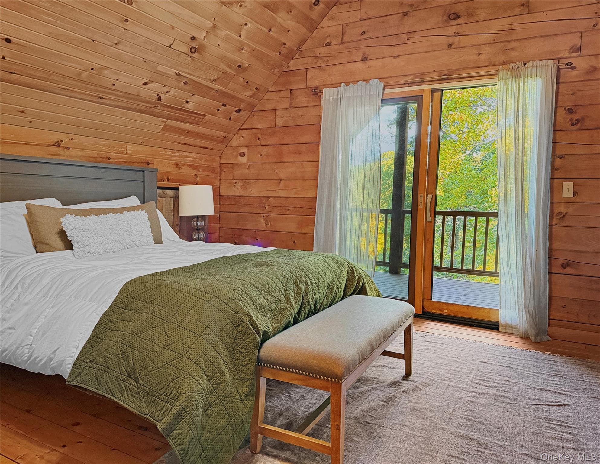 947 E Mountain Road thumbnail 18