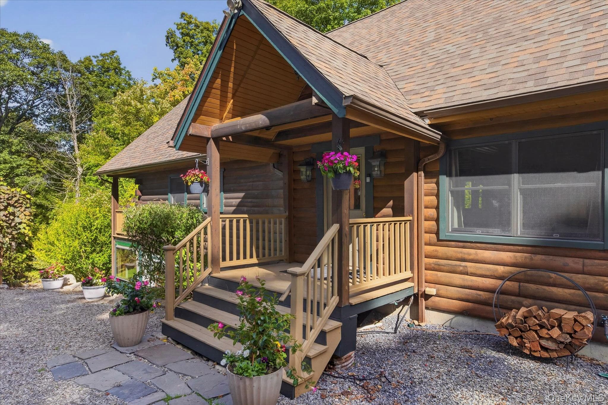 947 E Mountain Road, Cold Spring