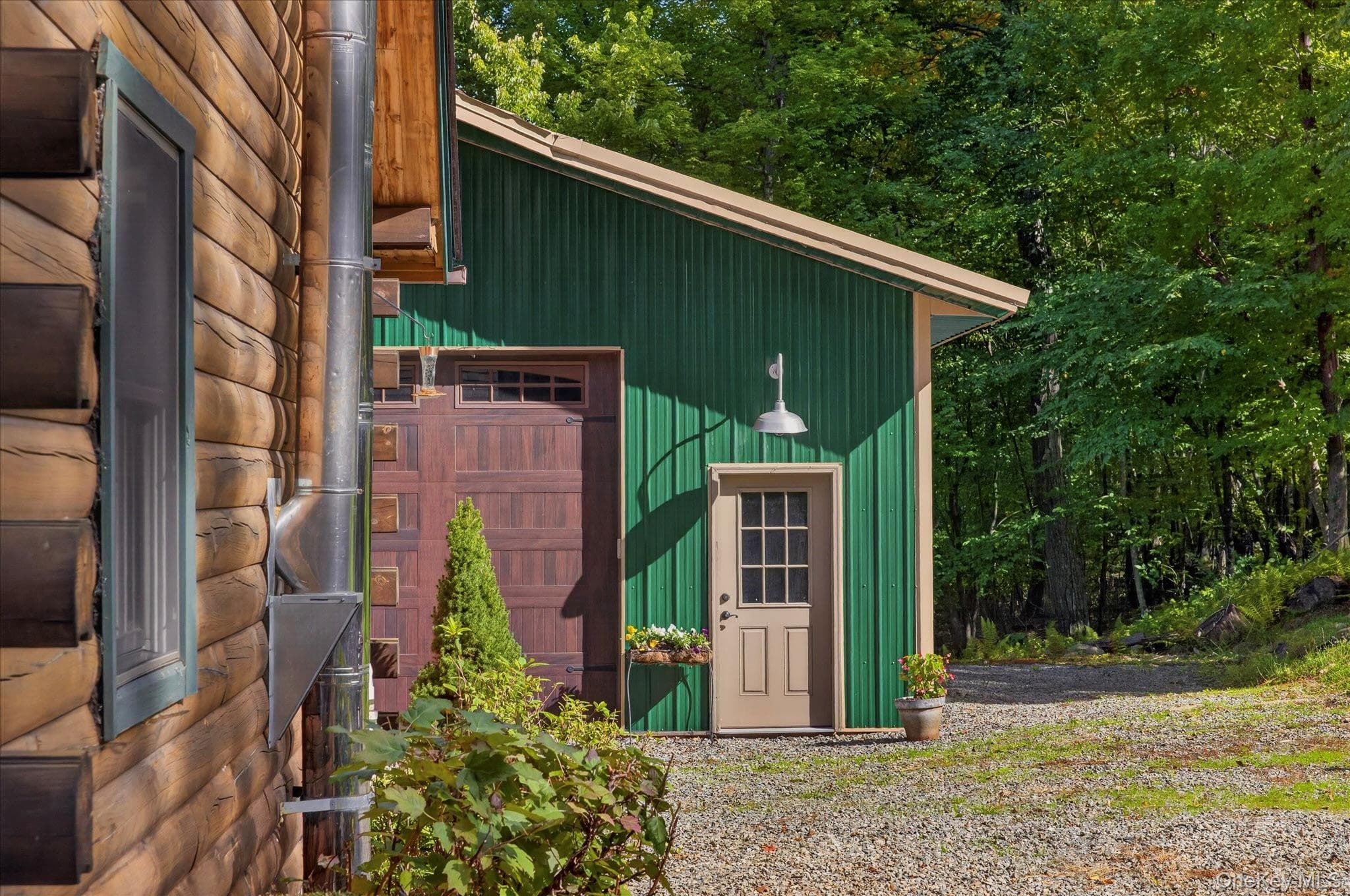 947 E Mountain Road thumbnail 23