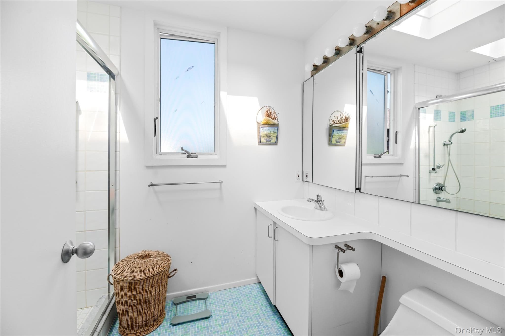 59 Gale Avenue thumbnail 15