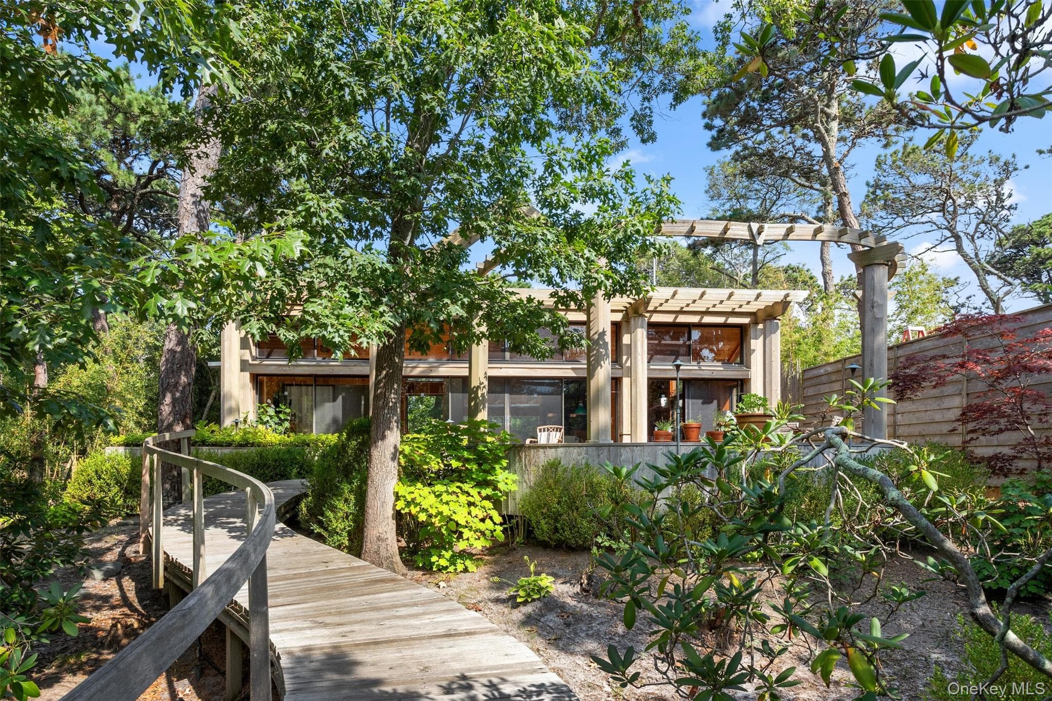 208 Midway Walk photo 1