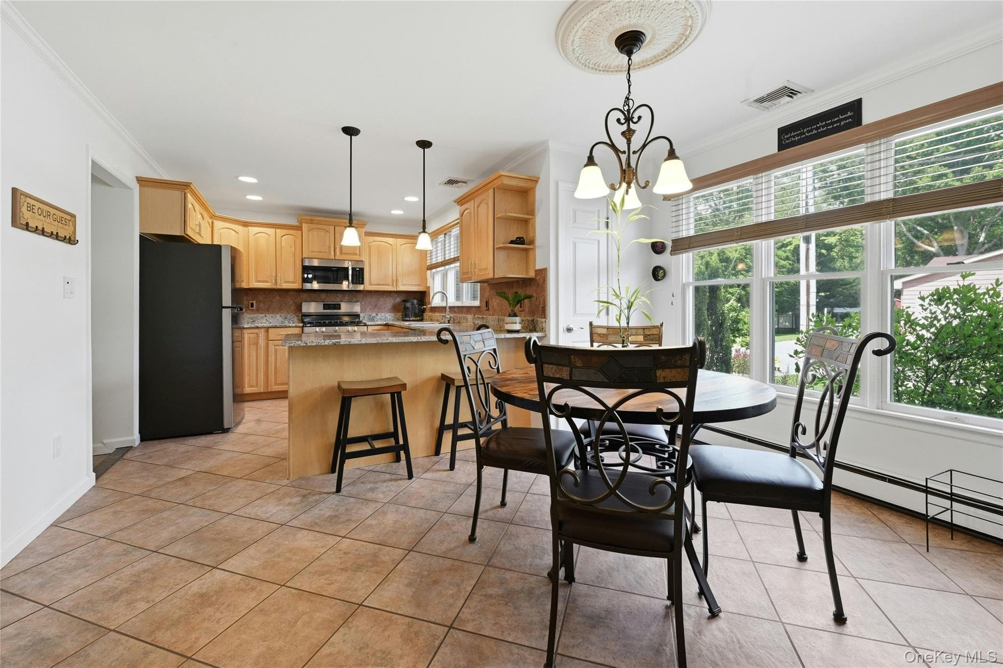 136 Mccarthy LN thumbnail 8