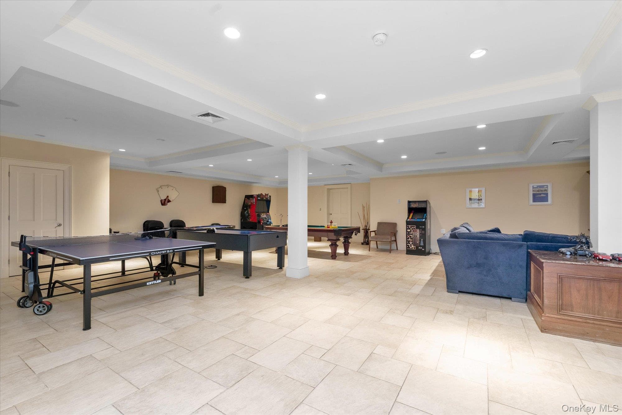 224 Beverly Road thumbnail 22