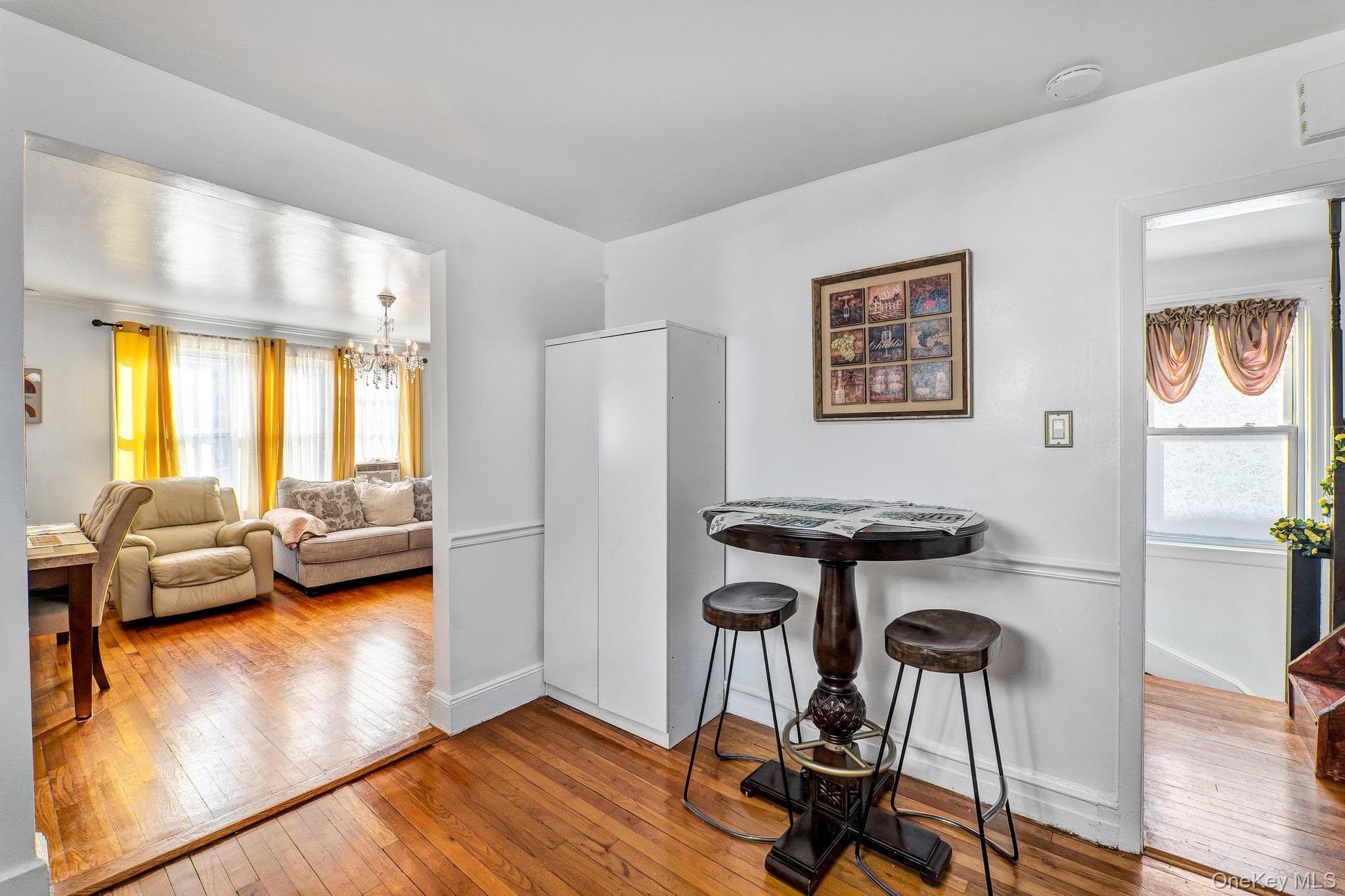 1651 Hering Avenue thumbnail 22