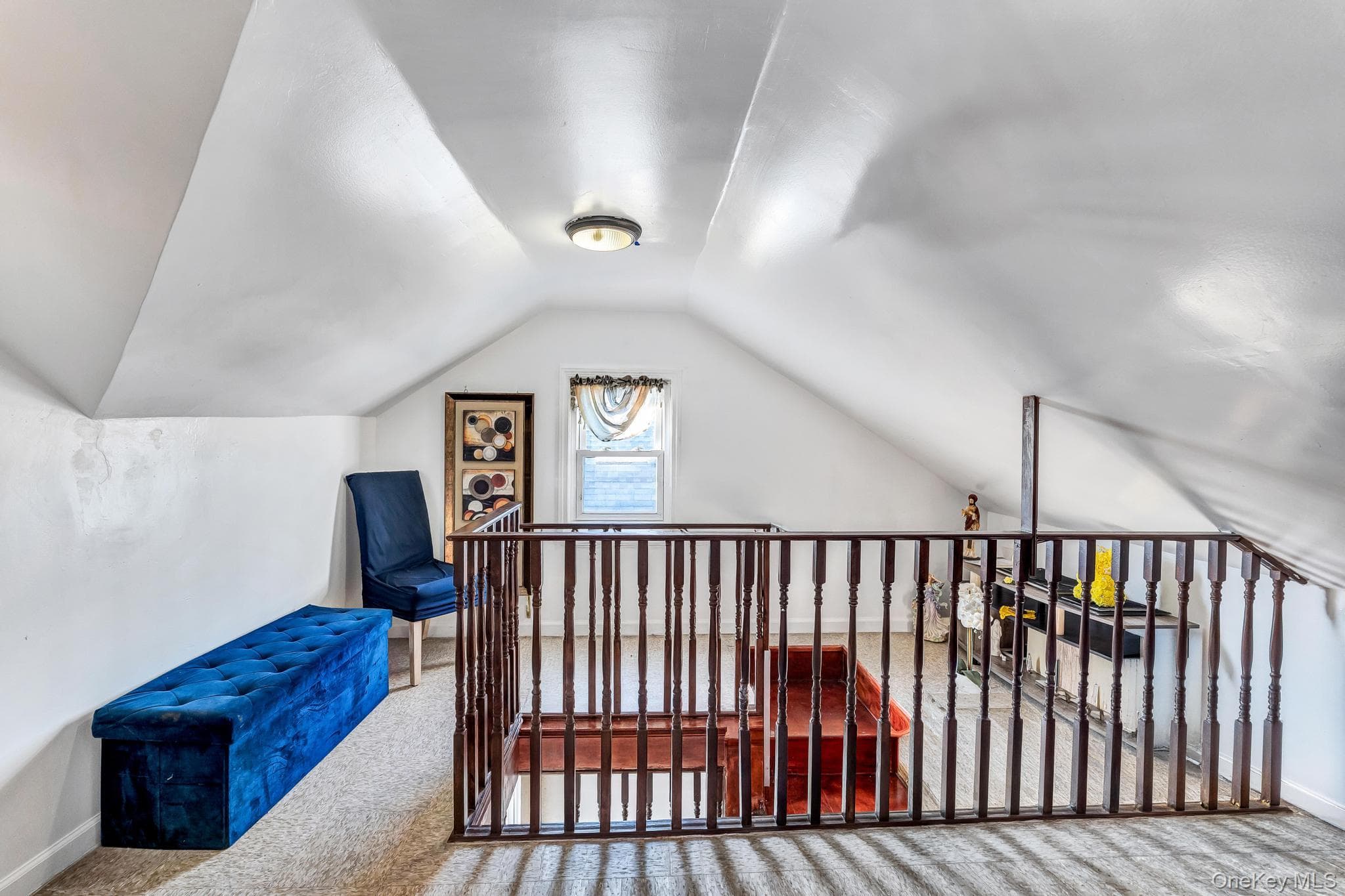 1651 Hering Avenue thumbnail 29