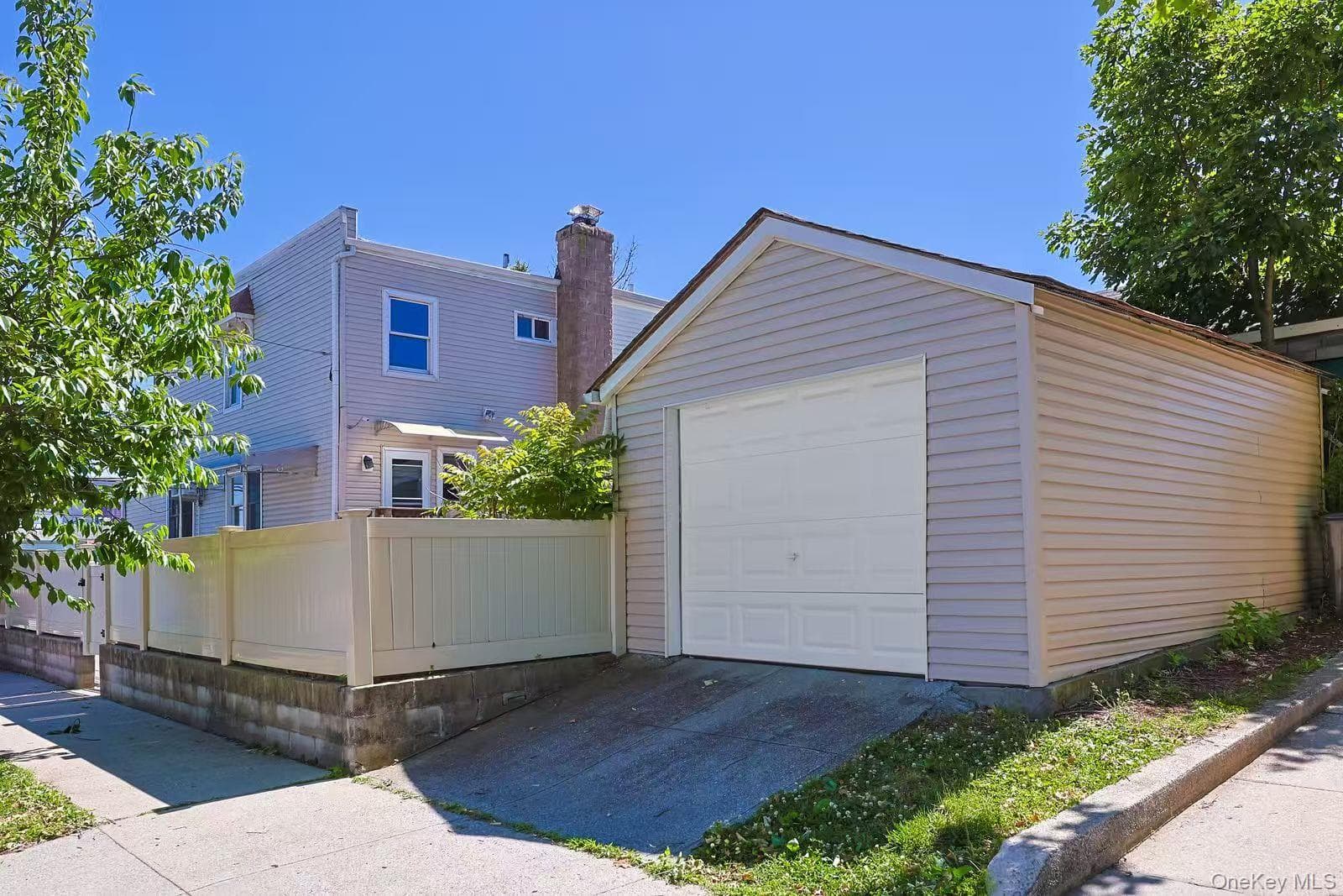 20219 33rd Avenue thumbnail 8