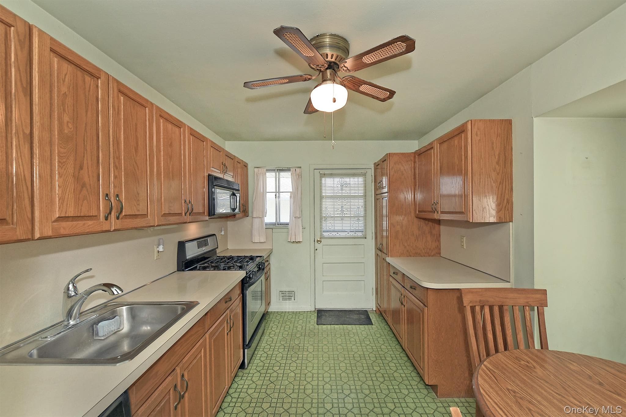 12 Marie Crescent thumbnail 9