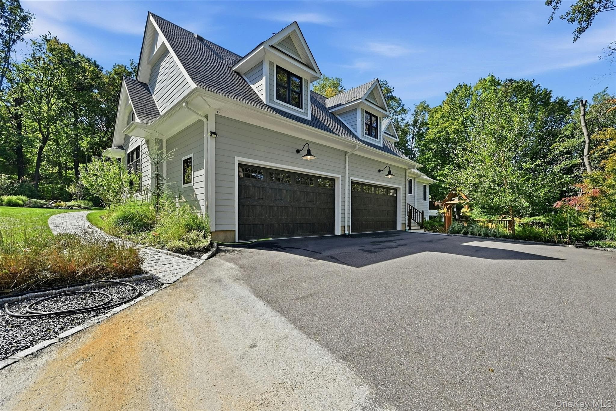 595 Moriches Road thumbnail 35
