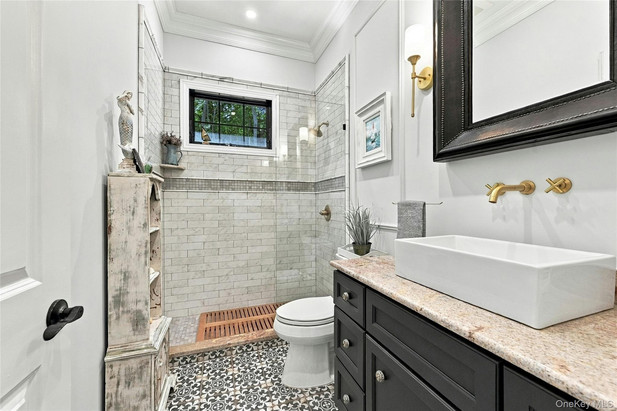 595 Moriches Road thumbnail 24