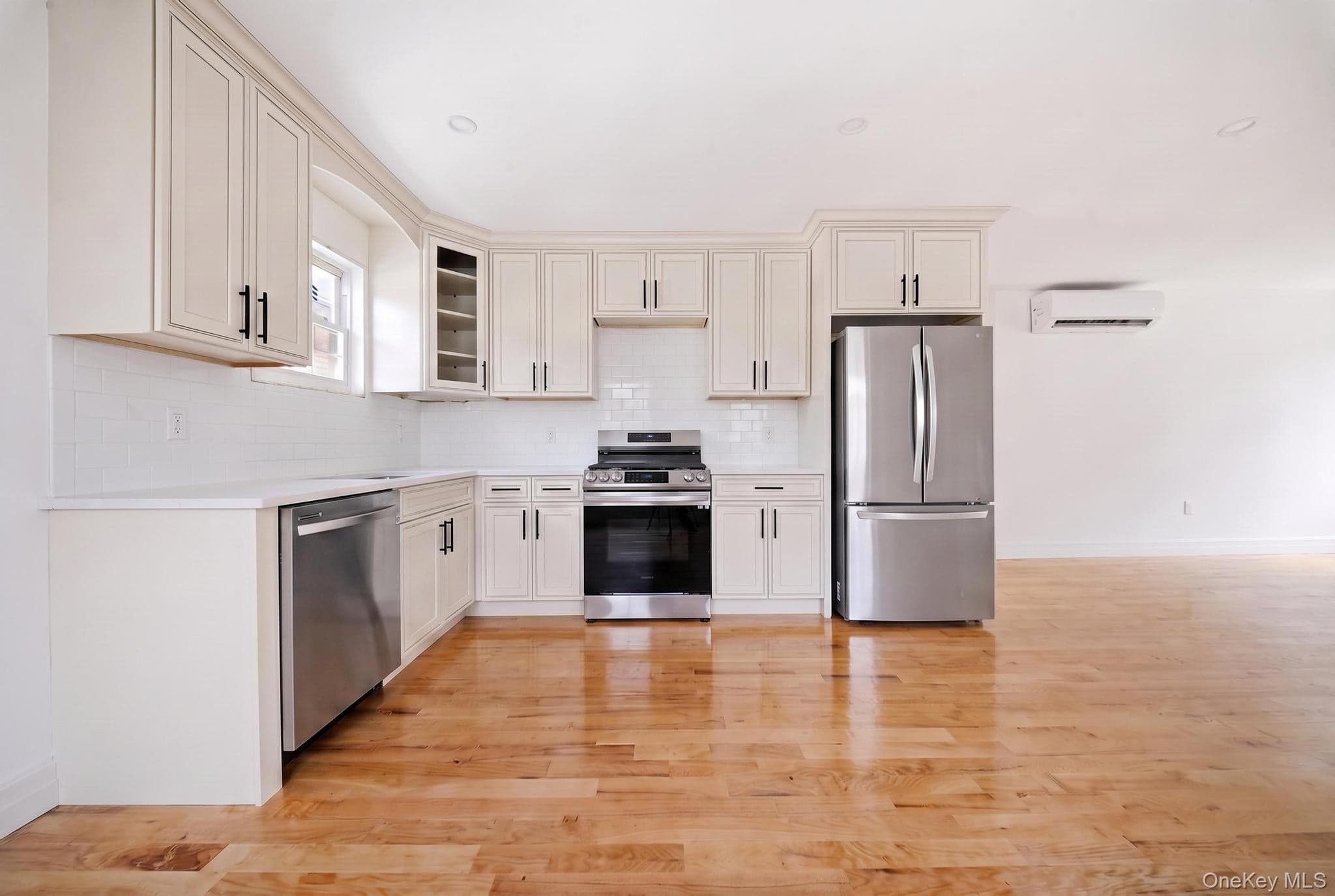 241-33 143rd Avenue thumbnail 15