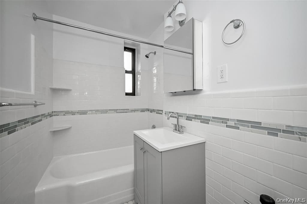 1040 Neilson Street Unit: 1C thumbnail 16