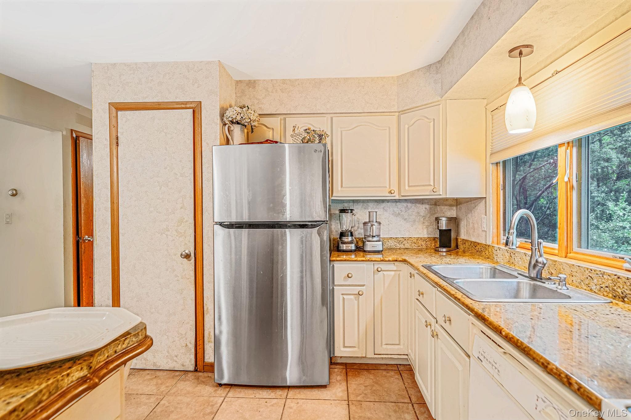 107 W Farm Drive thumbnail 11