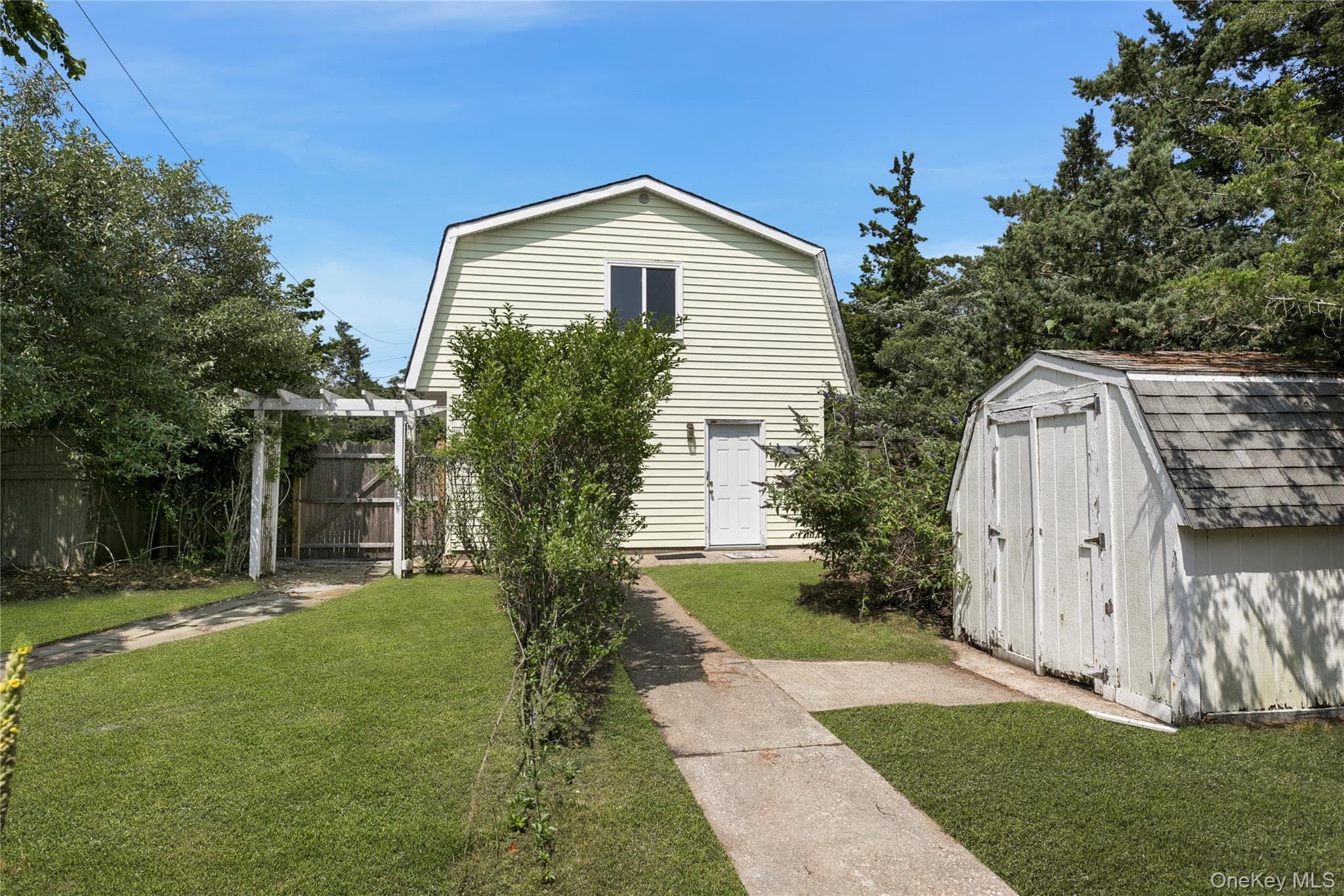 35 Gardners Lane thumbnail 13
