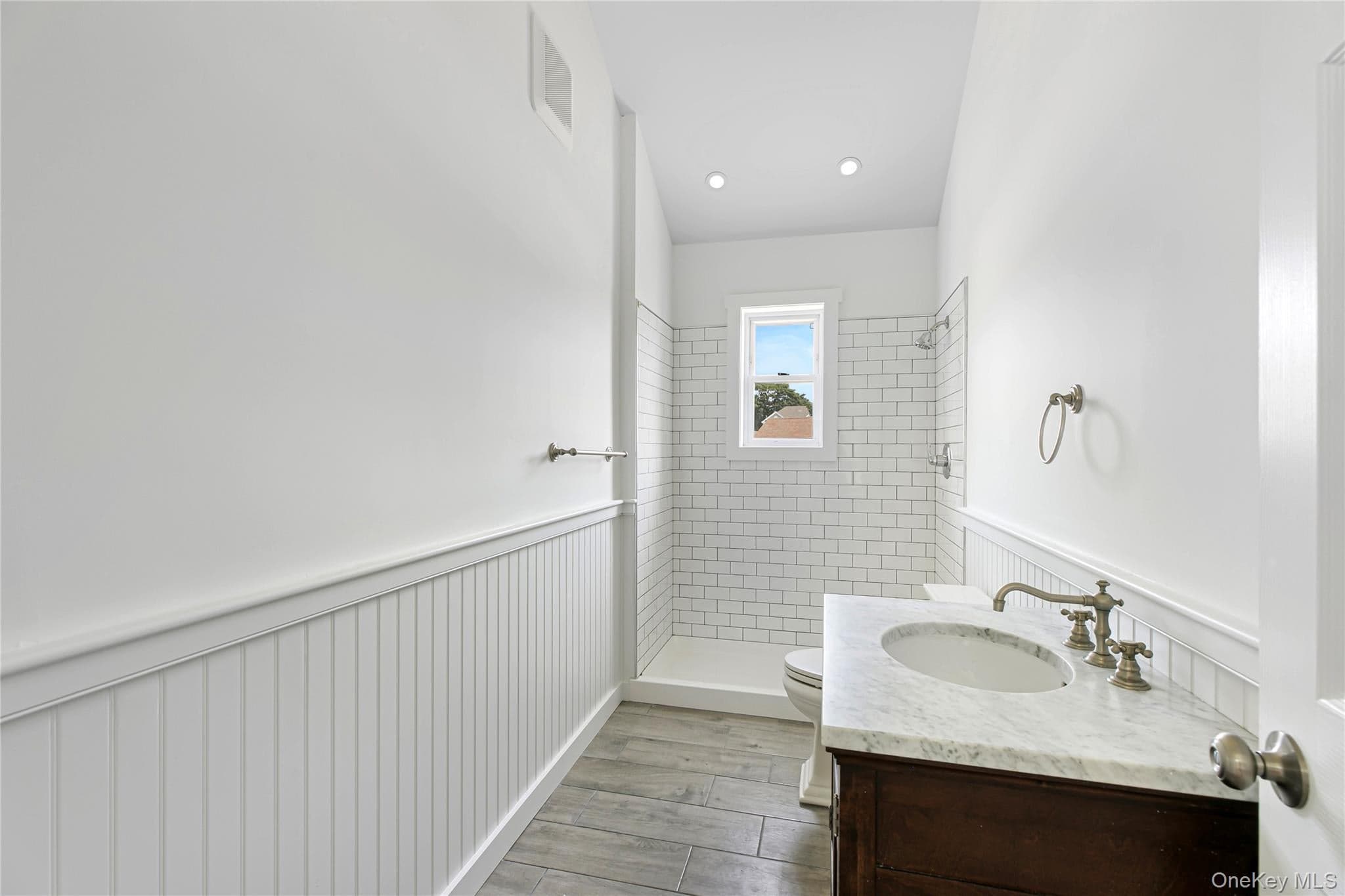 35 Gardners Lane thumbnail 9