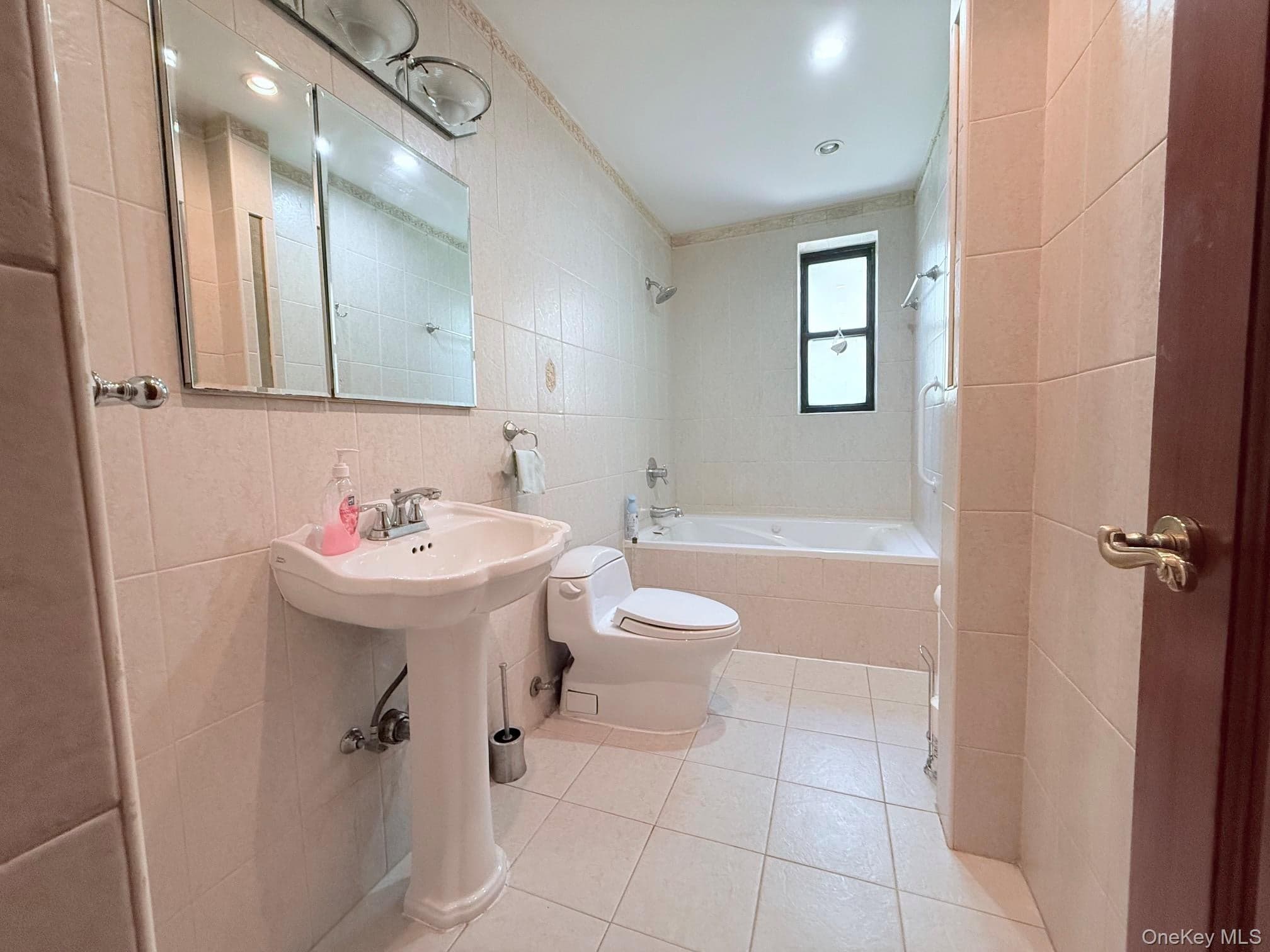 83-05 98 Street Unit: 3H thumbnail 12