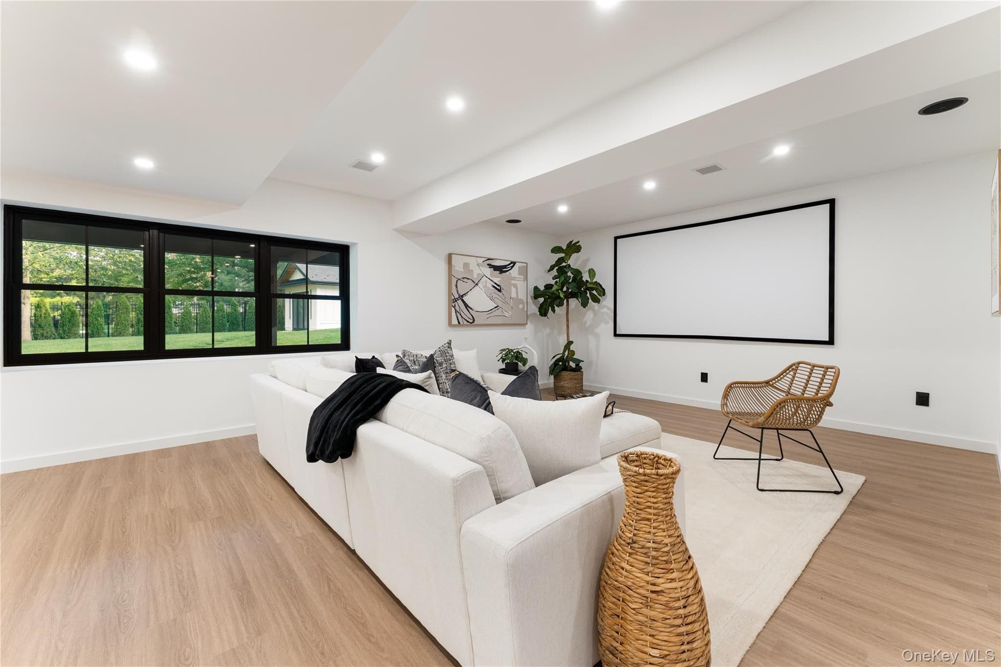 45 Pine Hill Drive thumbnail 38
