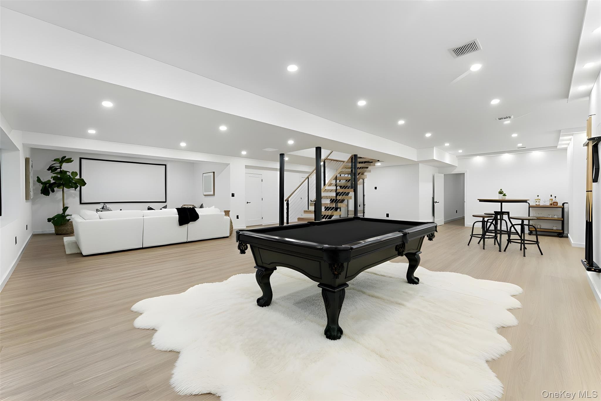 45 Pine Hill Drive thumbnail 37