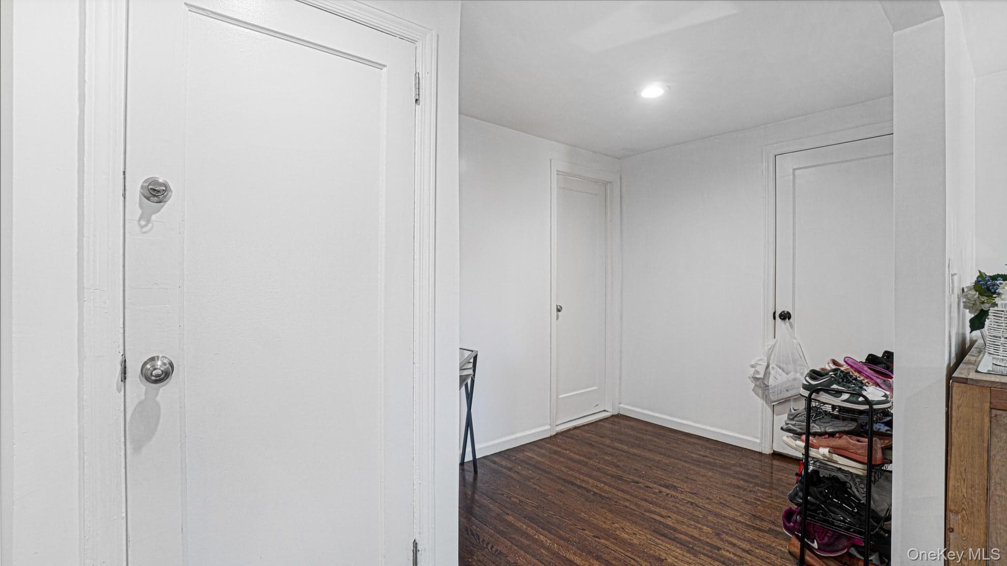 143 S Montgomery Street thumbnail 20