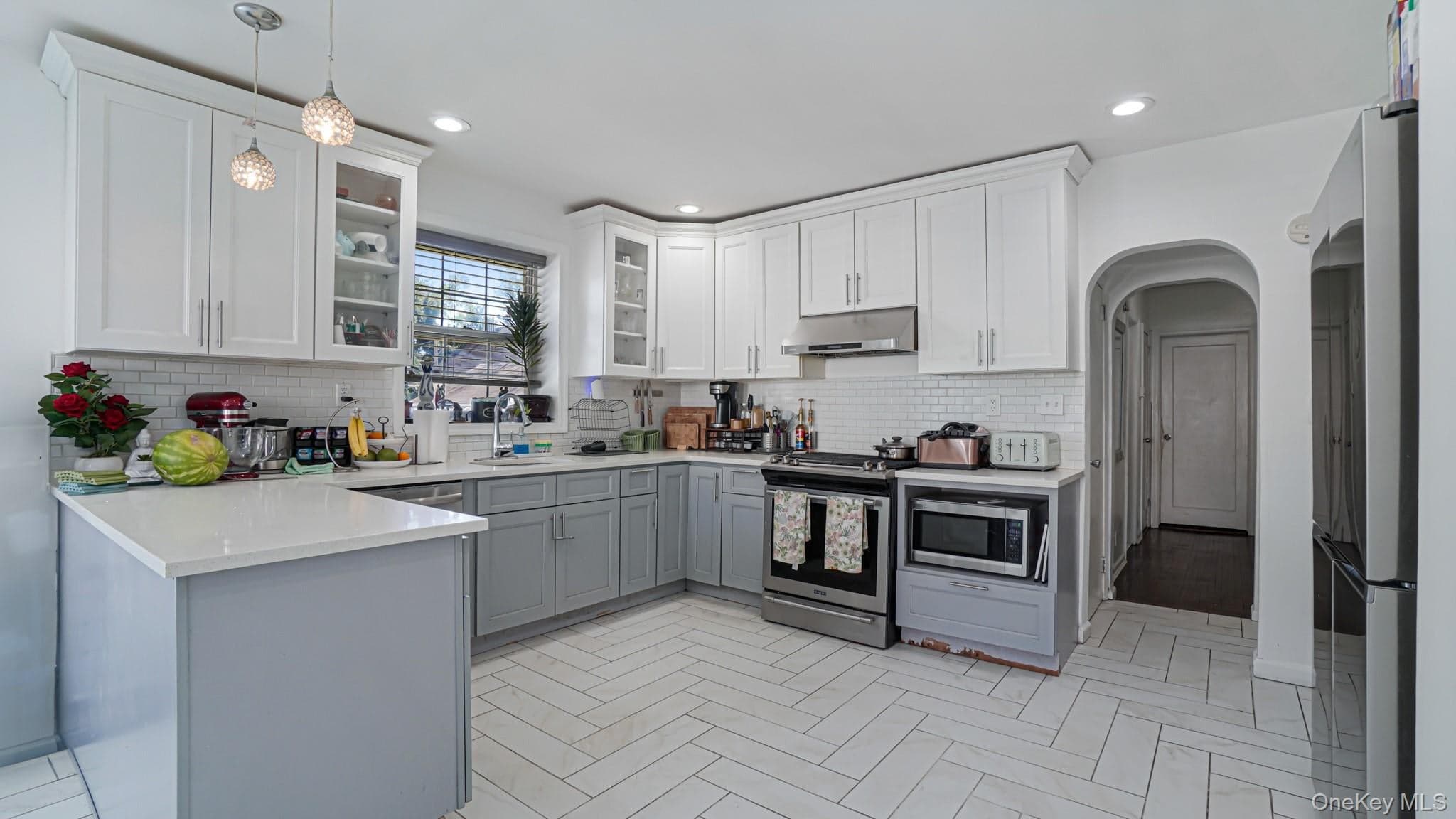 143 S Montgomery Street thumbnail 12