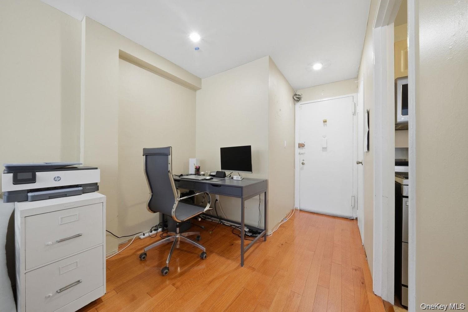1874 Pelham Parkway Unit: LF thumbnail 8