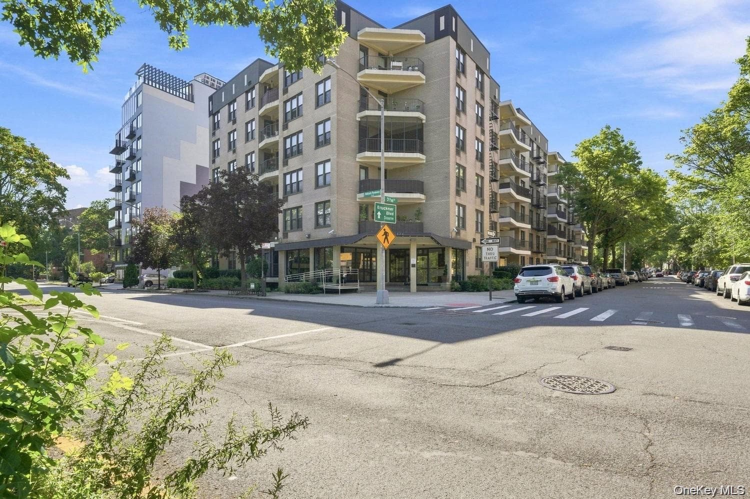 1874 Pelham Parkway Unit: LF photo 1