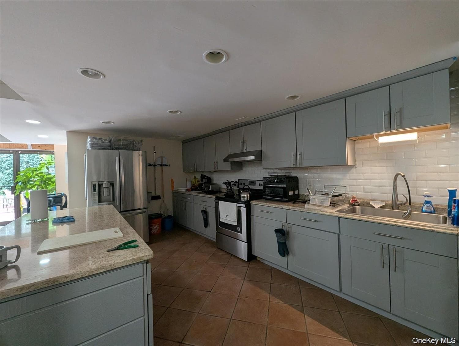 1874 Pelham Parkway Unit: LF thumbnail 15