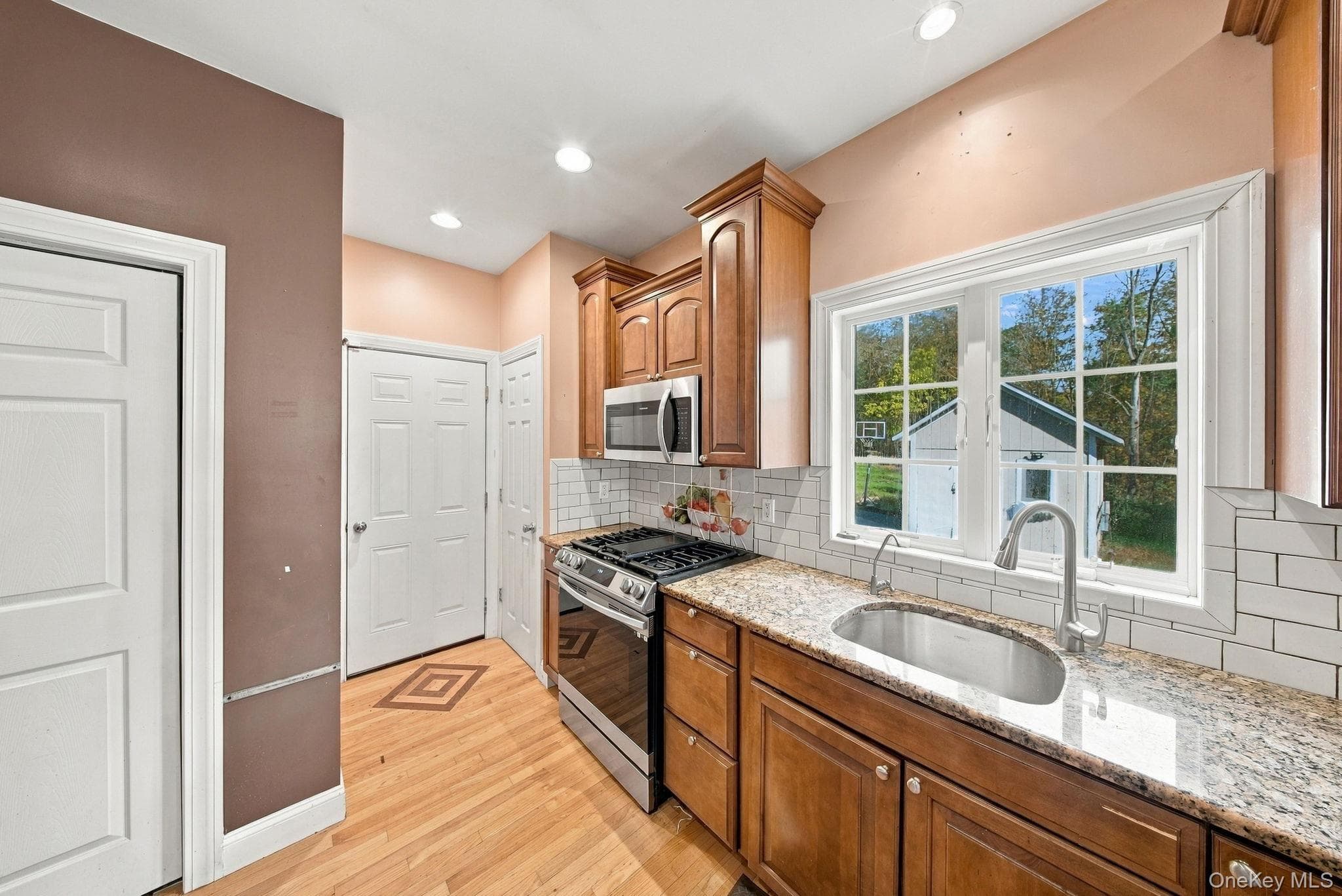 576 Burlingham Road thumbnail 13