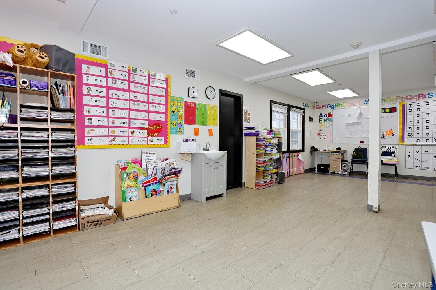 52 & 56 S Main Street thumbnail 8