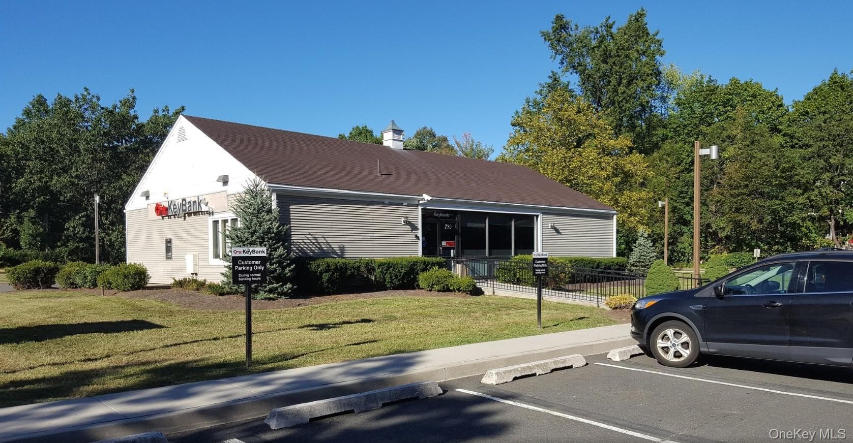 230 N Middletown Road thumbnail 8