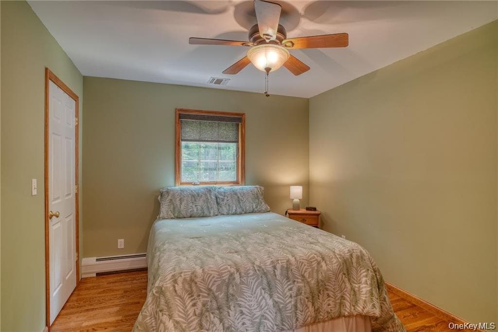 8 Roberts Drive thumbnail 18