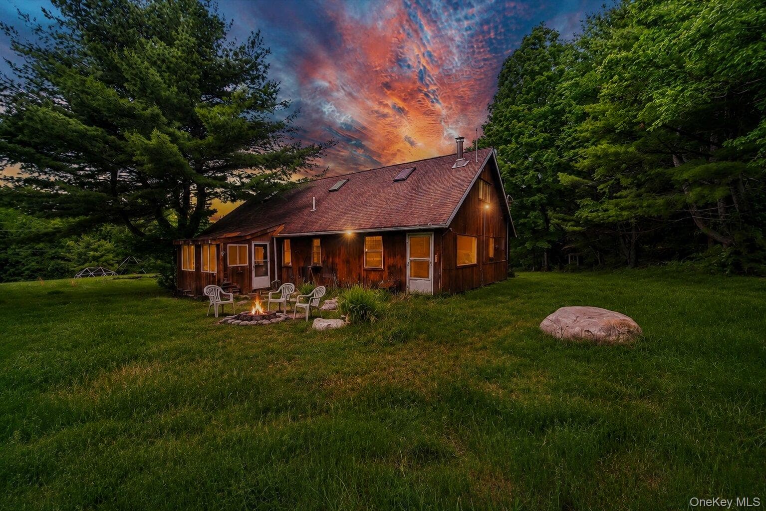 101 Red Star Road, Greenfield Park