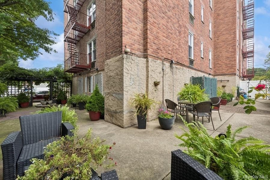 504 Merrick Road Unit: GF thumbnail 25