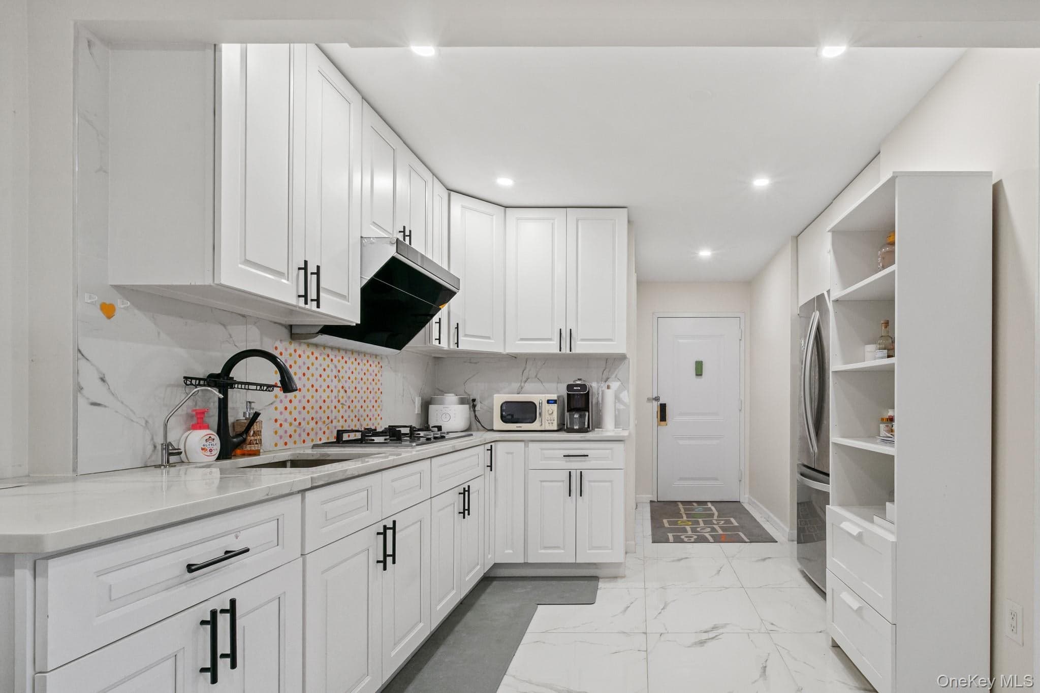 3720 Prince Street Unit: 11B, Flushing