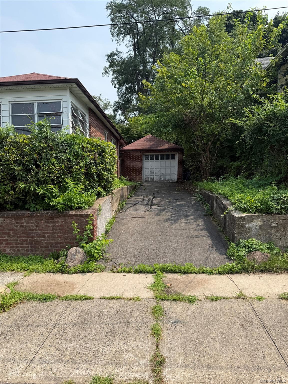 56 Hunt Avenue thumbnail 18