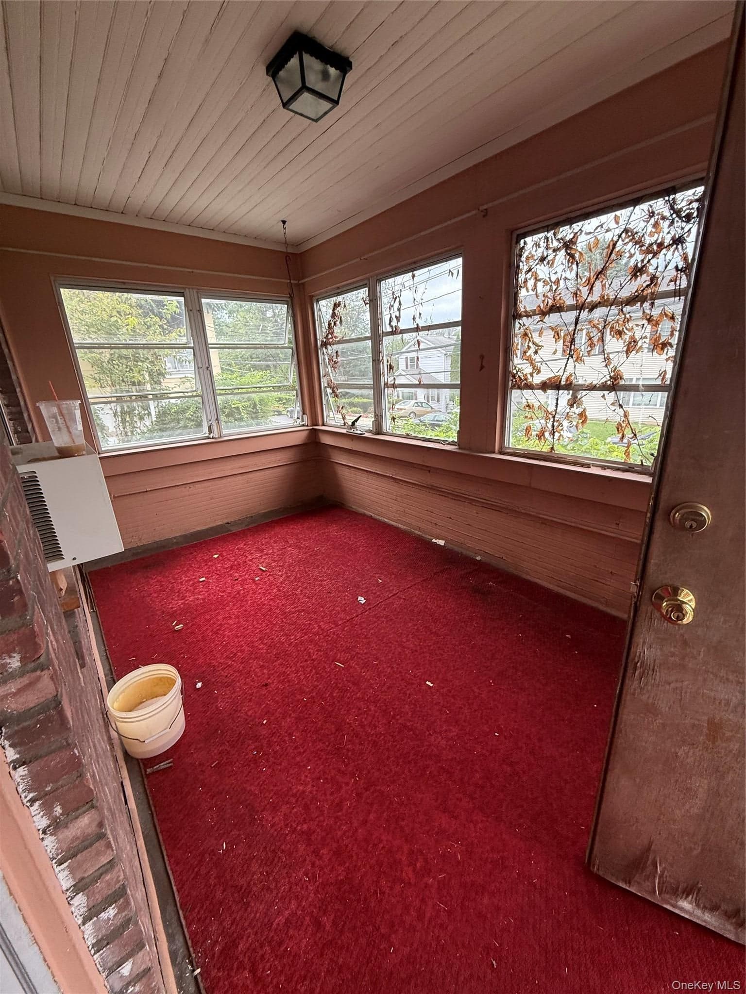56 Hunt Avenue thumbnail 2